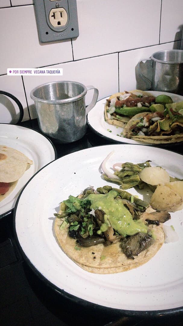 Photo of the dish “Taco De Setas Encebolladas”