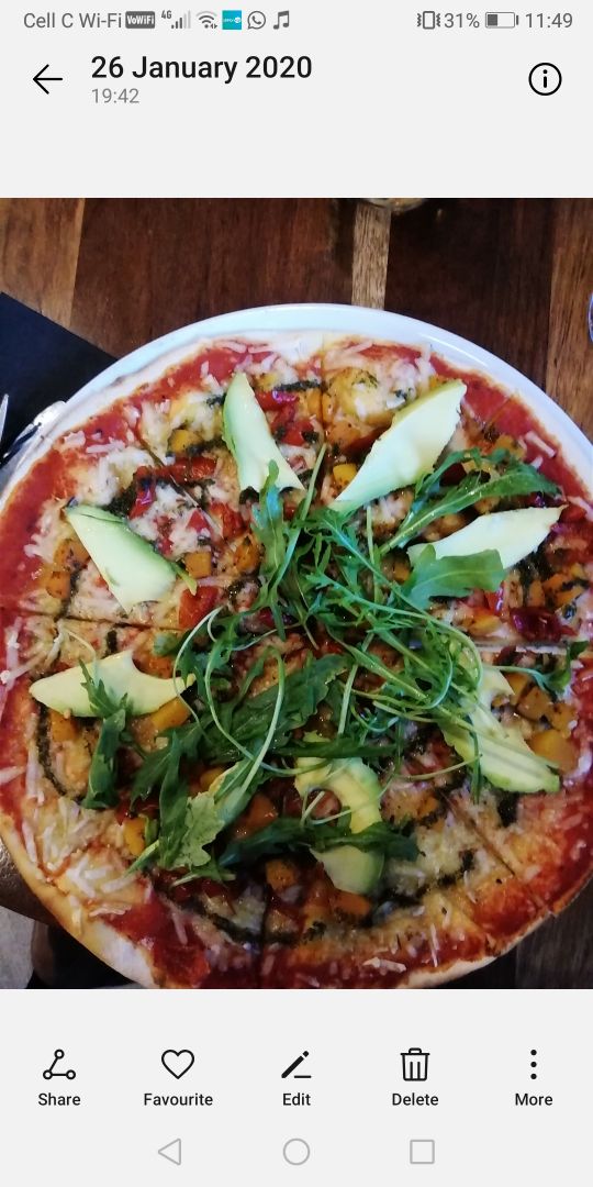 photo of Lupa Osteria Vegan Pizza shared by @bluekale on  08 Apr 2020 - review