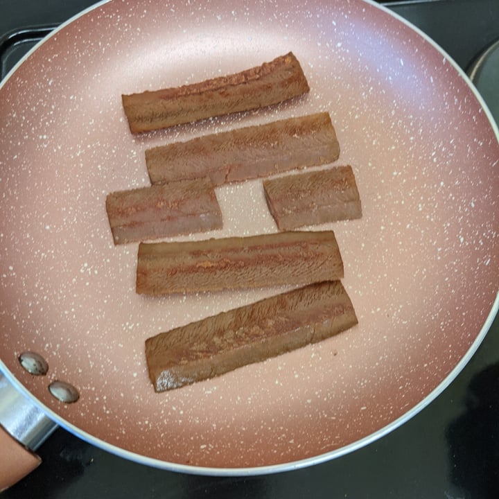 photo of THIS This isn't Bacon Plant-Based Rashers shared by @cherylmum19 on  14 Feb 2021 - review