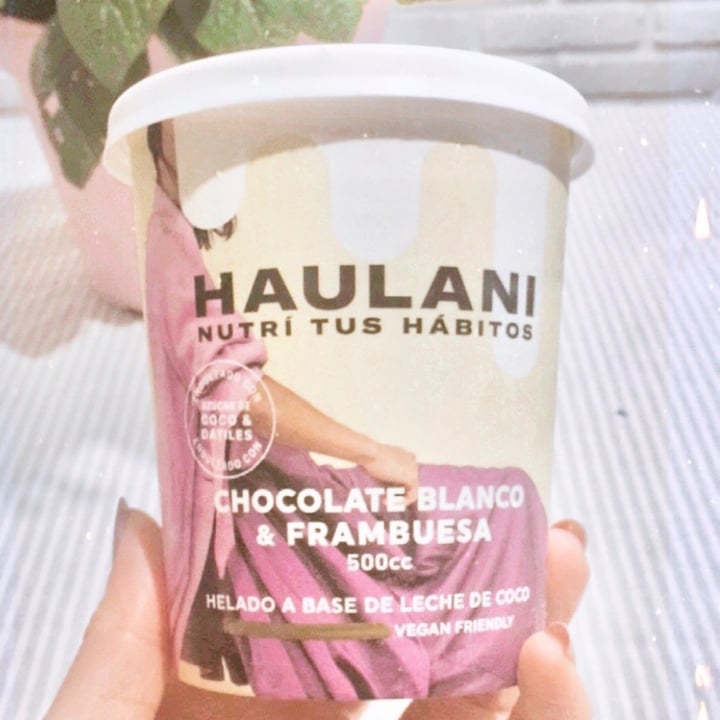 photo of Haulani Helado de Chocolate Blanco y Frambuesas shared by @meh-fh on  23 Aug 2020 - review