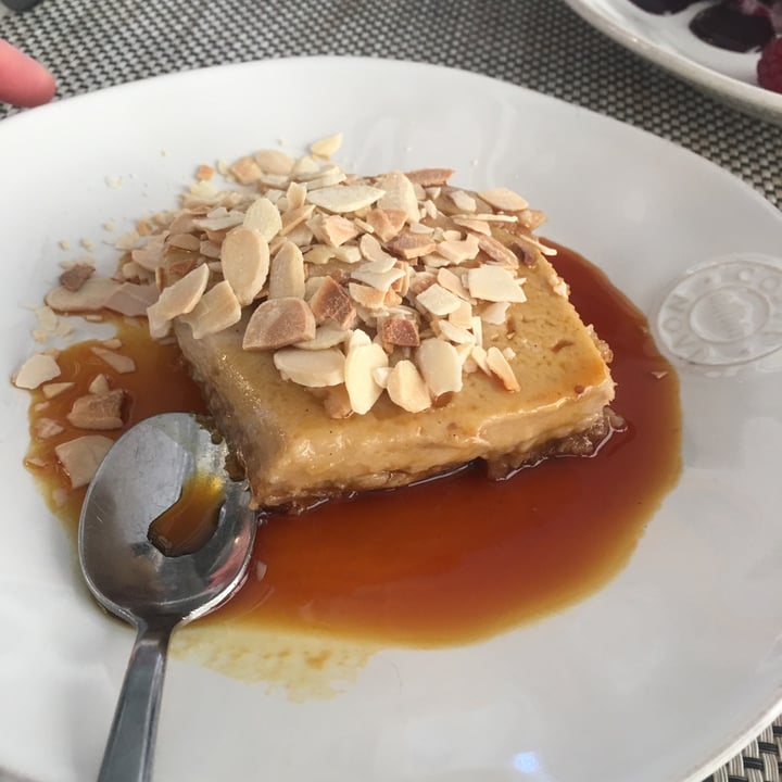 review photo of Local - Your Healthy Kitchen Tarte de amêndoa e caramelo Salgado shared by @raqspoderosa on 24 Jun 2020 - review