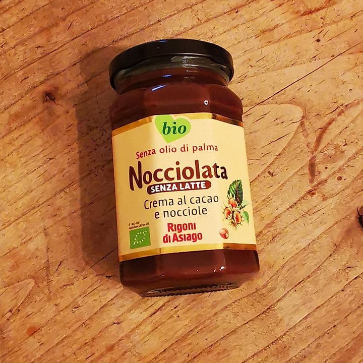 photo of Rigoni di Asiago Dairy Free Organic Hazelnut & Cocoa Spread shared by @vegvale3 on  24 Oct 2022 - review