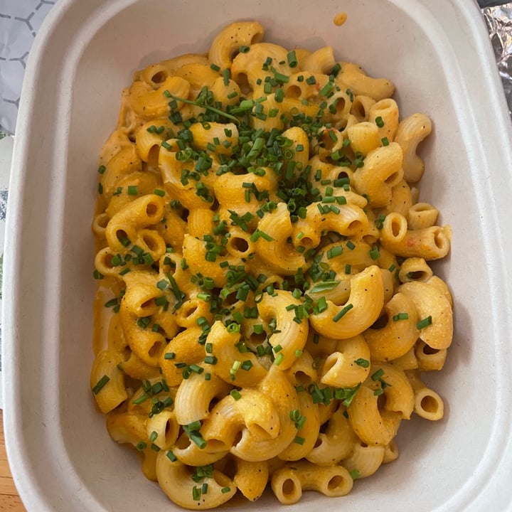 photo of Modern Love Mac n cheese shared by @janetisvegan on  05 Feb 2022 - review