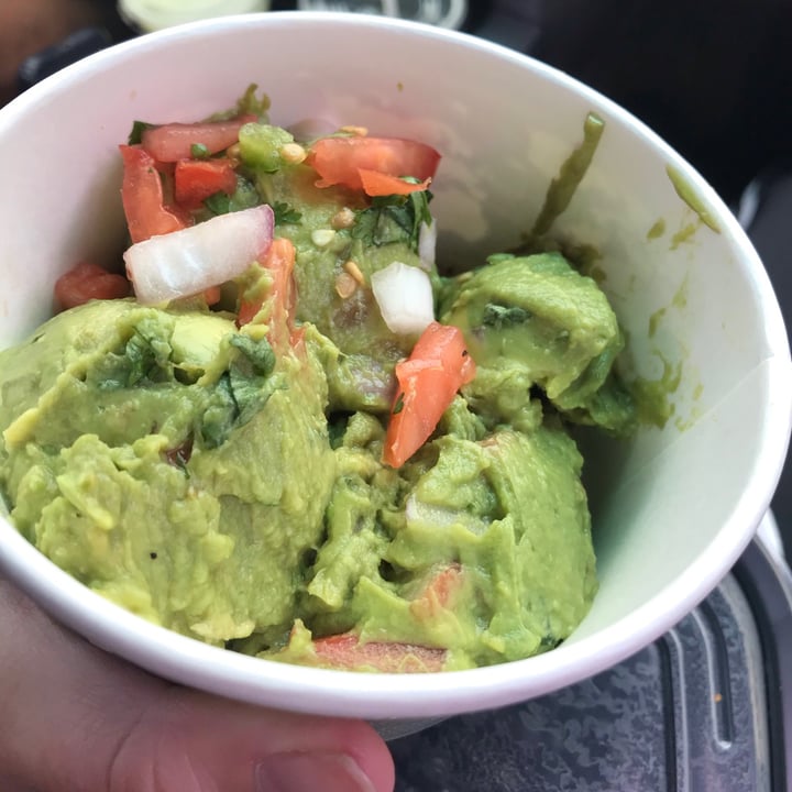 photo of Ed's Cantina & Grill Guacamole shared by @mallory17 on  28 Jul 2020 - review