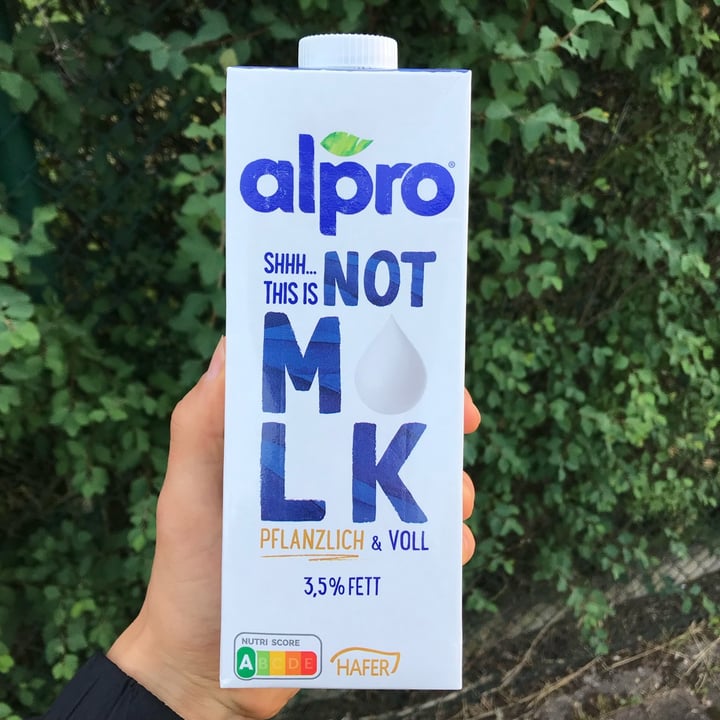 photo of Alpro This is not milk 3,5% Fett shared by @david- on  06 Nov 2021 - review