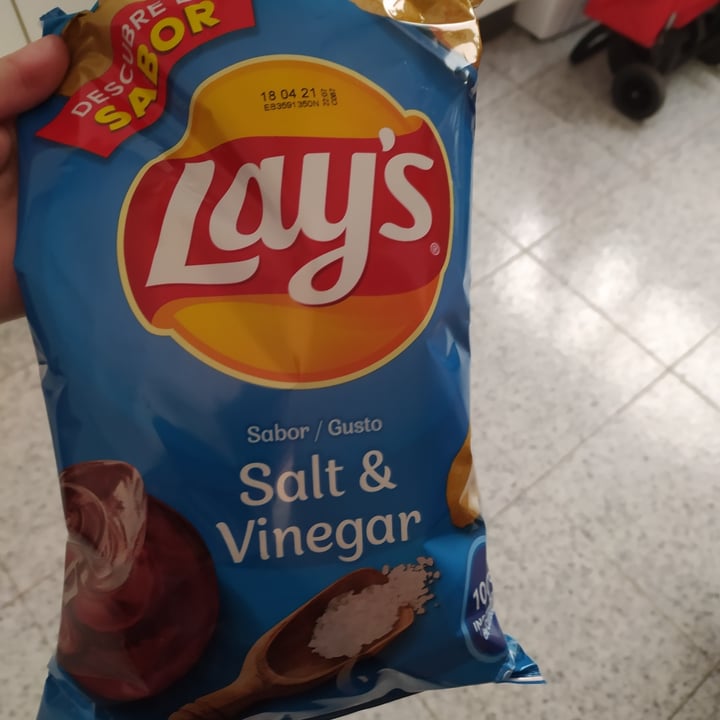 photo of Lay's Salt & Vinegar shared by @teysis on  29 Dec 2020 - review