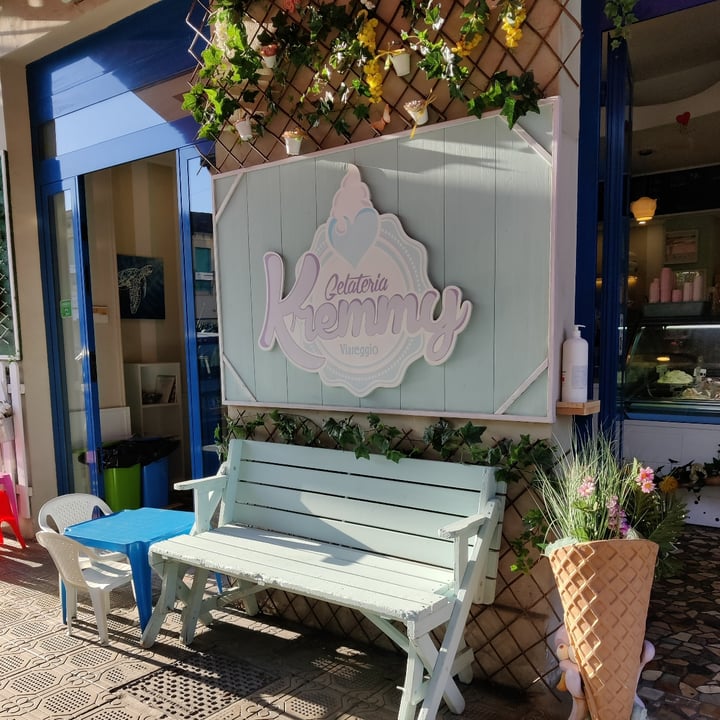 photo of gelateria Kremmy Cono Piccolo shared by @farfallina17 on  21 Feb 2022 - review