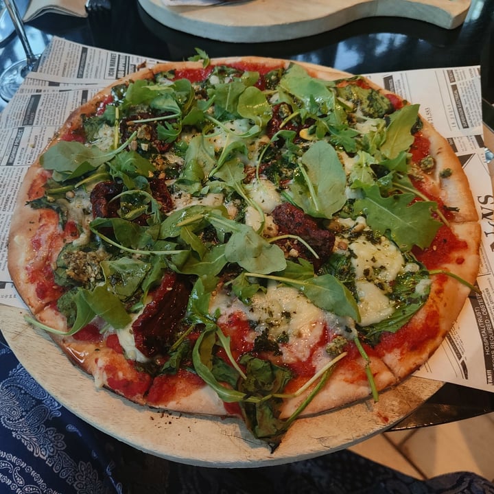 photo of Wild Food pizza vegana italiana shared by @desyross on  16 Sep 2022 - review