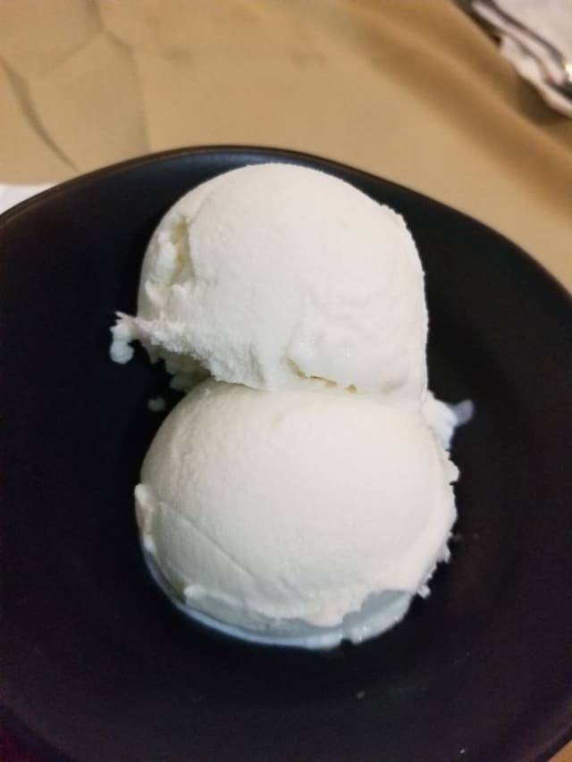 菜肴“Incredible Vegan Ice Cream”的照片