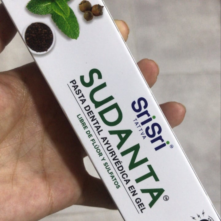 photo of Sudanta Pasta Dental Ayurvérdica En Gel shared by @fungi on  06 Mar 2022 - review