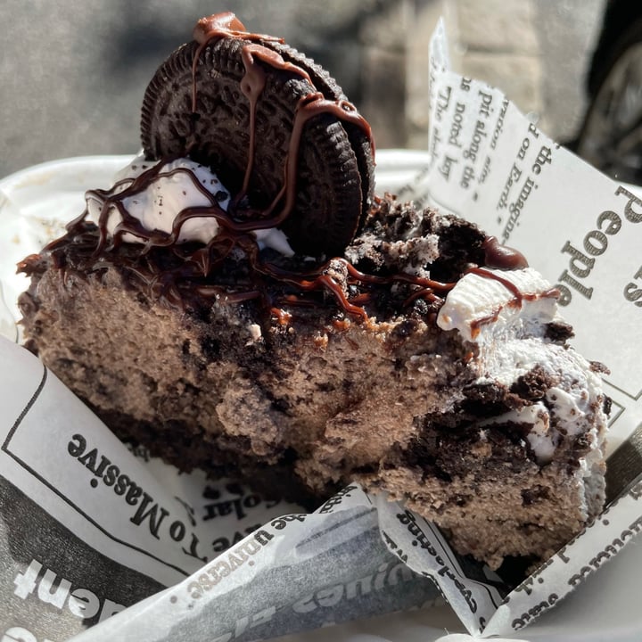 review photo of Vegan Streetfood Deli - Obs Oreo cheesecake (Gluten Free) shared by @tanieskitchen on 03 Jun 2021 - review