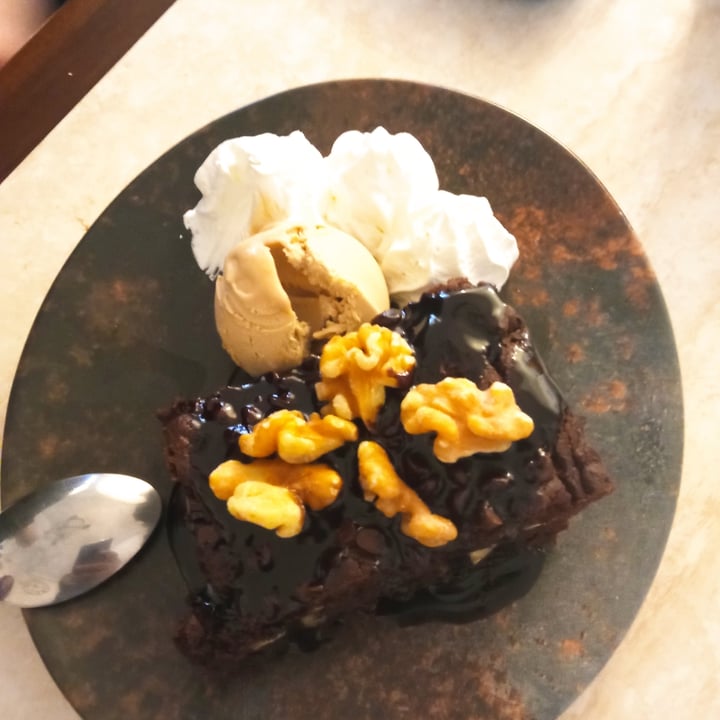 photo of Relish Bar Brownie con nata shared by @lalocadelosgatos8 on  06 Dec 2021 - review