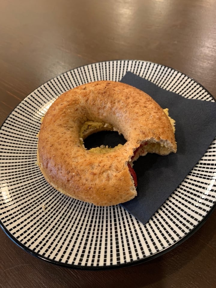 photo of Happy Monkey Hummus Bagel shared by @t-anderson on  03 Jan 2020 - review