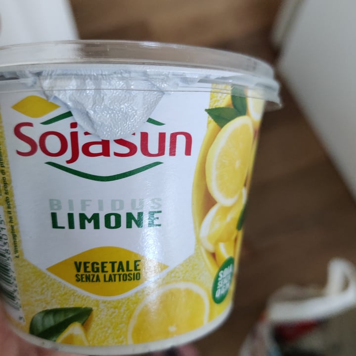 review photo of Sojasun Bifidus Limone shared by @gc5 on 11 Mar 2022 - review