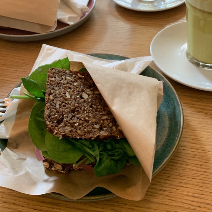 photo of Emmerys Vegan sandwich shared by @greenforourplanet on  28 May 2022 - review