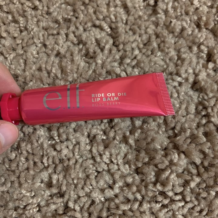photo of e.l.f. Cosmetics Ride or die lip balm shared by @lisamc427 on  29 Dec 2020 - review