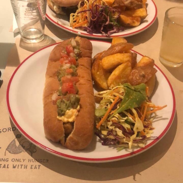 photo of Gordo Vegano Pancho con papas fritas shared by @boddah on  03 Jan 2022 - review