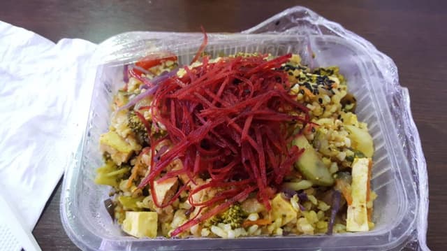 Foto do prato “Salteado de arroz y vegetales”