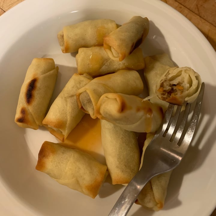 photo of Shanghai kitchen Vegetable spring rolls shared by @veghui on  29 Nov 2020 - review