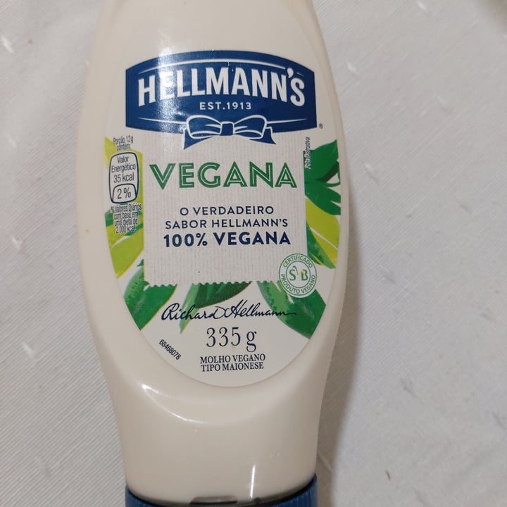 photo of Hellmann’s Vegan Dressing & Spread shared by @vivimartins1963 on  16 Apr 2022 - review