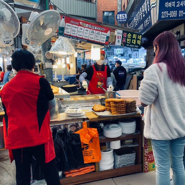 photo of Gwangjang Market Mungbean pancake shared by @mags21 on  27 Oct 2022 - review