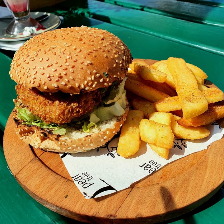 photo of Pear Tree Bistro Seitan chicken burger shared by @aspatat on  02 Dec 2021 - review