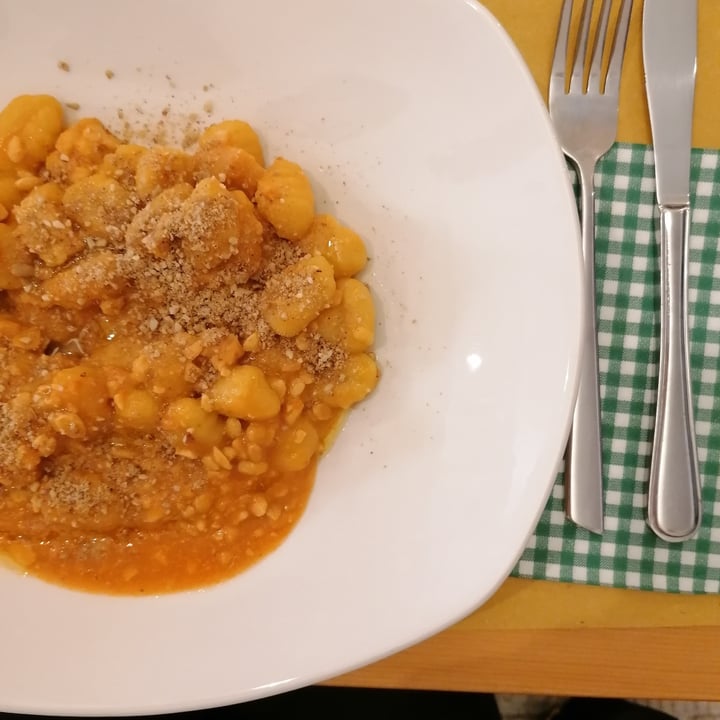photo of Bottega Vegana Gnocchi al ragù di soia shared by @anitacampana on  22 Mar 2022 - review