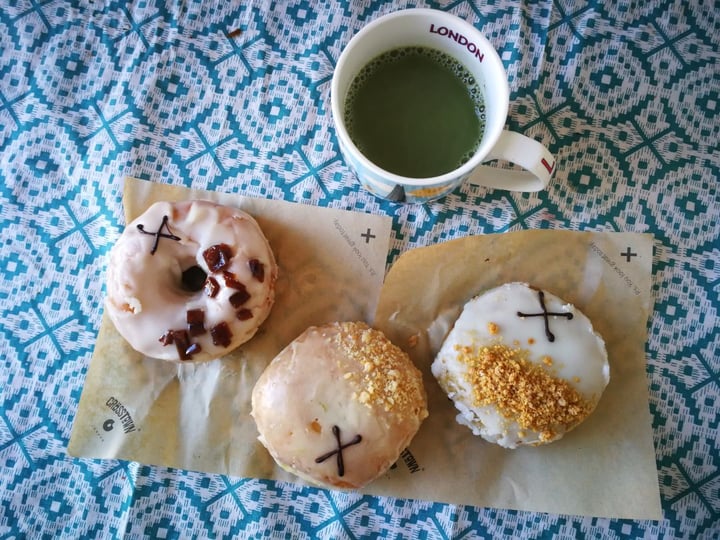 photo of Crosstown Marylebone - Vegan Doughnuts & Coffee Vegan Doughnuts shared by @ilariabommy on  21 Jan 2020 - review