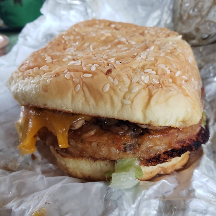 photo of Frugals Garden Burger shared by @armcprt on  19 Apr 2022 - review