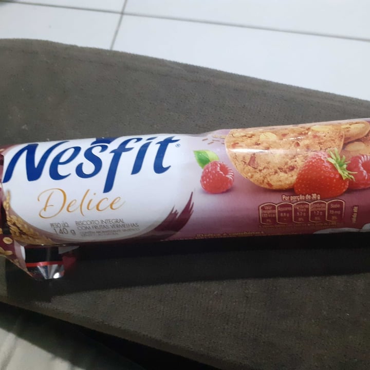 photo of Nestlé Nesfit Morango e Cereais shared by @alexandresena on  03 Jun 2022 - review