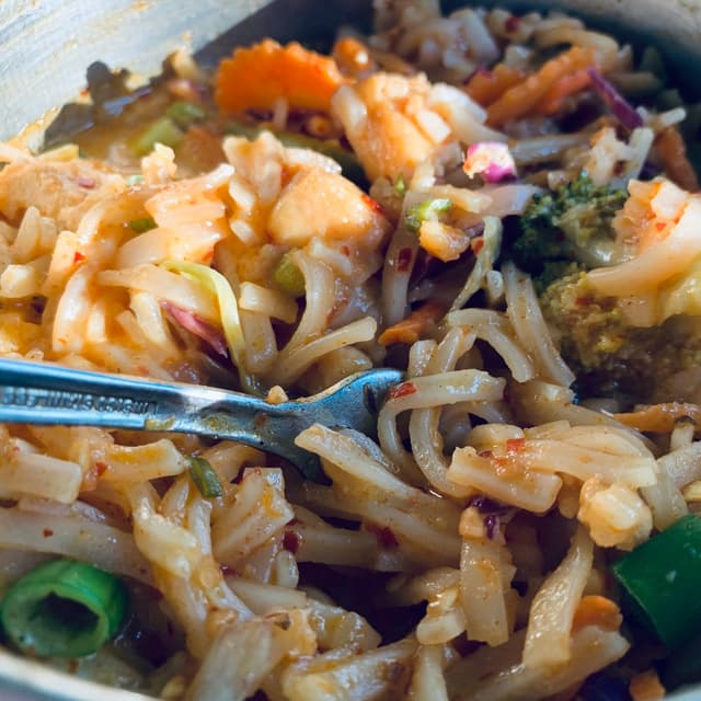 Foto del piatto “Tofu Pad Thai”