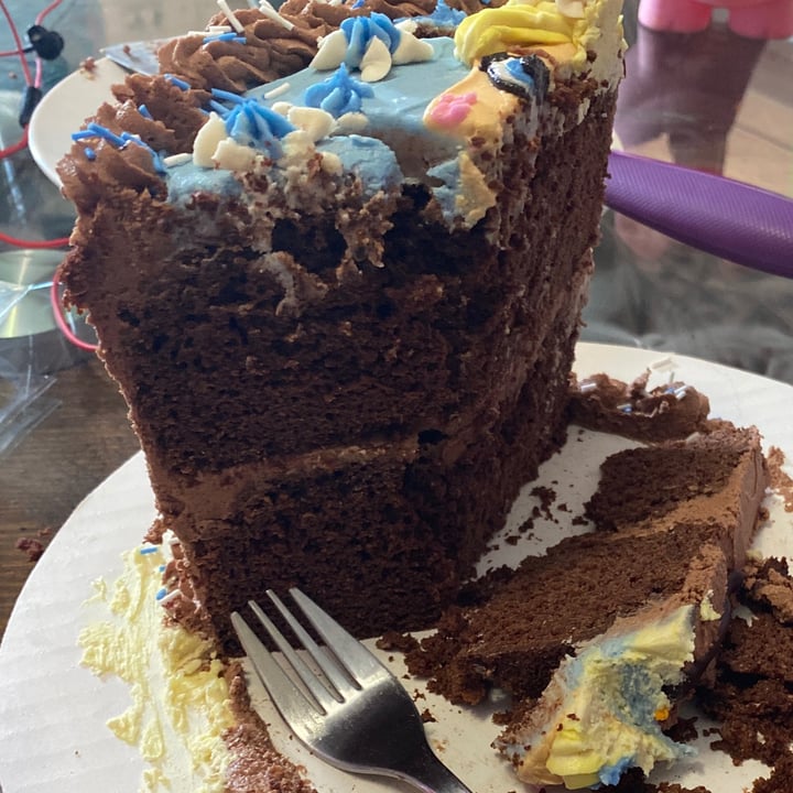 review photo of The Sweet Beet Character Cake shared by @asilva21 on 04 Nov 2020 - review