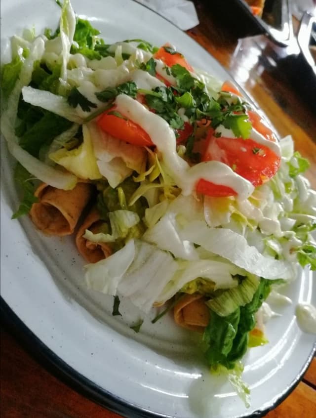 Foto do prato “Flautas veganas”