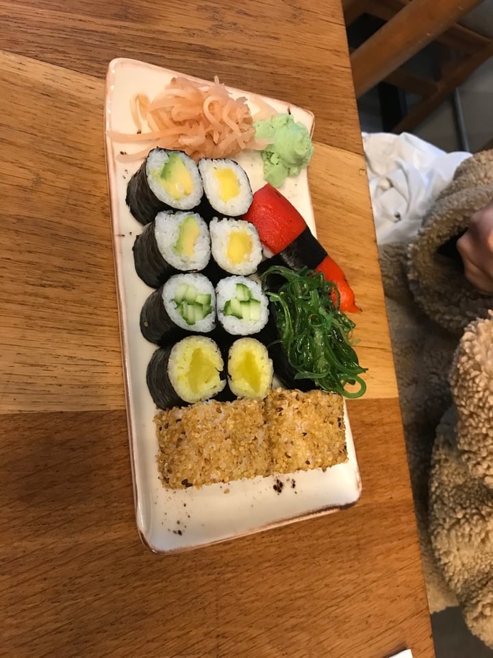 review photo of YUZU Karakoy Vegan sushi shared by @grovemau5 on 27 Nov 2019 - review