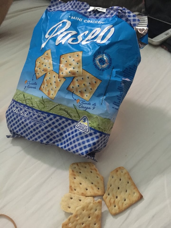 photo of Molino Cañuelas Galletitas Mini Crackers shared by @nicolastik on  02 Aug 2019 - review