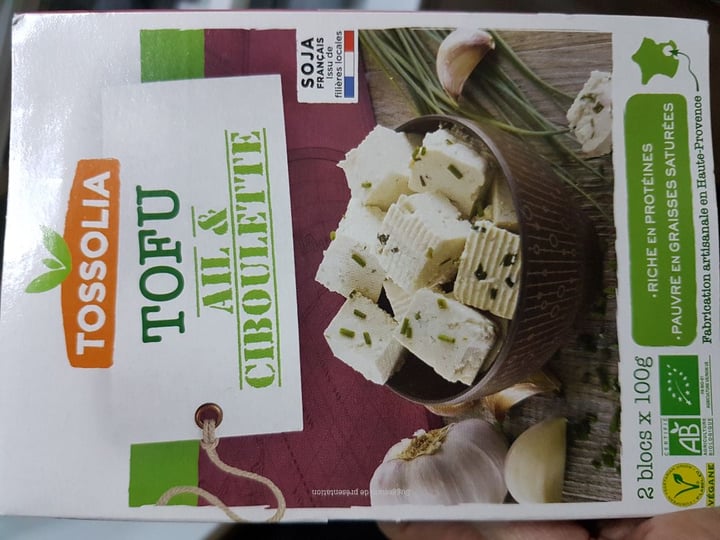 photo of Tossolia Tofu à la ciboulette shared by @vivelesdindons on  15 Mar 2020 - review