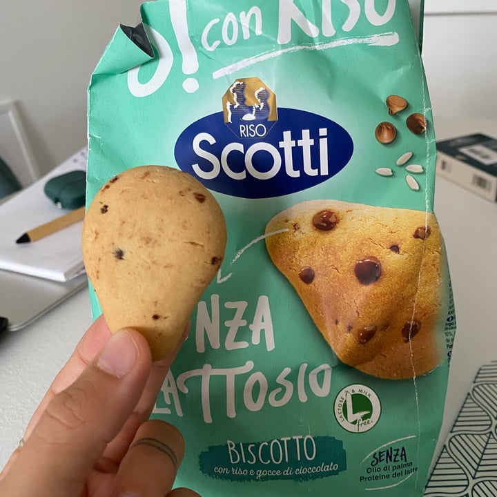 photo of Riso Scotti biscotti con gocce di cioccolato shared by @bennifromthebloc on  15 Oct 2022 - review