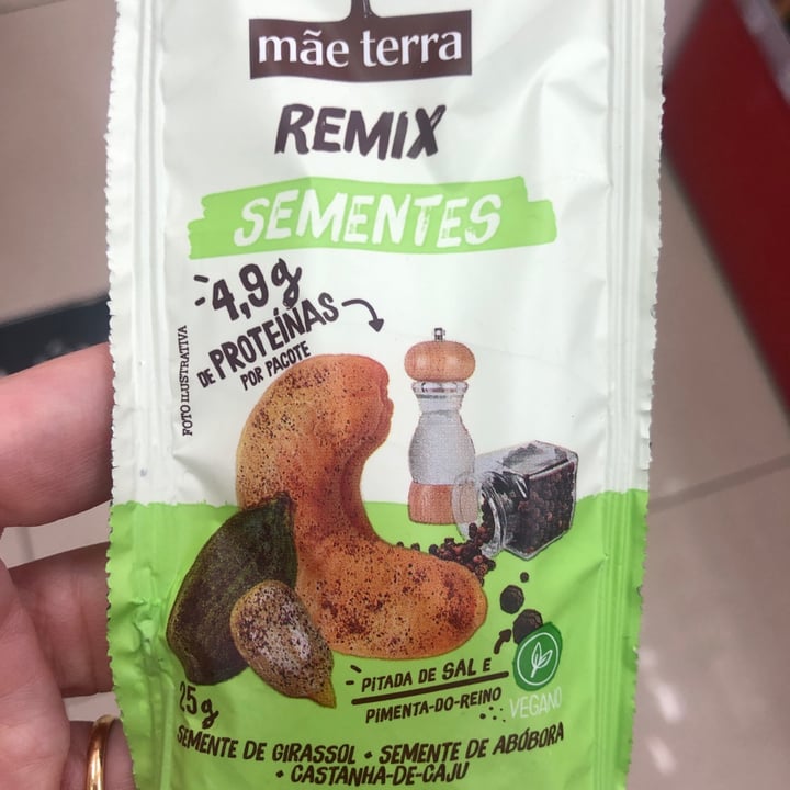 photo of Mãe Terra Remix Sementes shared by @lilistrassa on  11 May 2022 - review