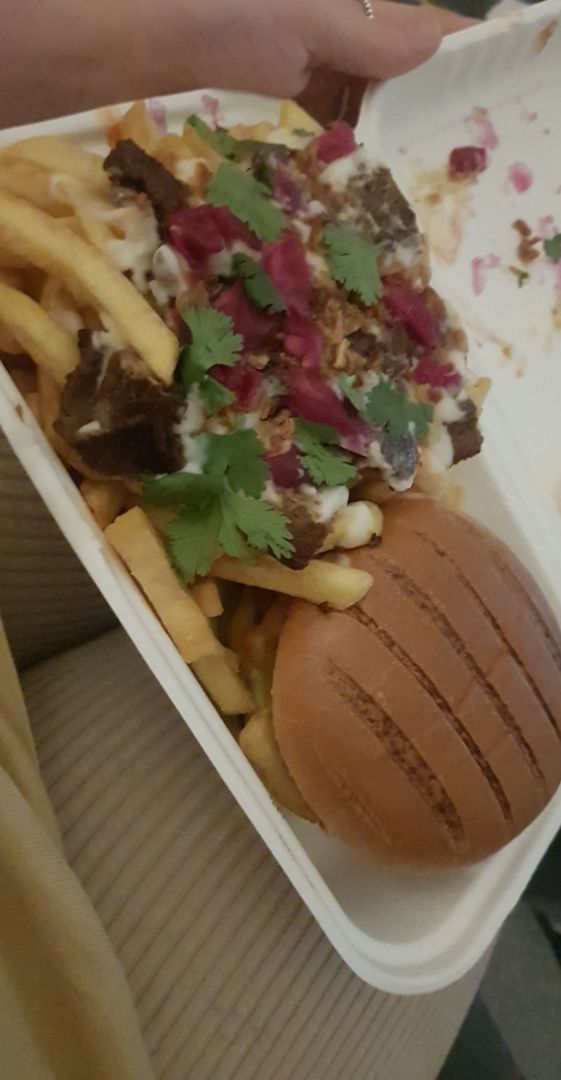 photo of Mog's All Day Breakfast Burger shared by @charlotte7 on  24 Mar 2020 - review