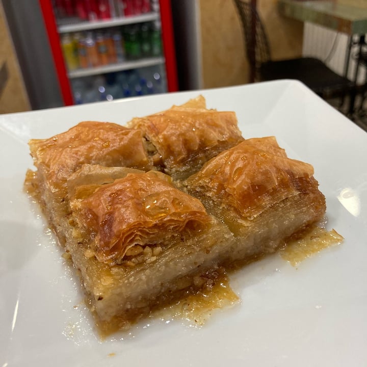 photo of Vegan Istanbul Baklava shared by @chloslo on  18 Jun 2022 - review