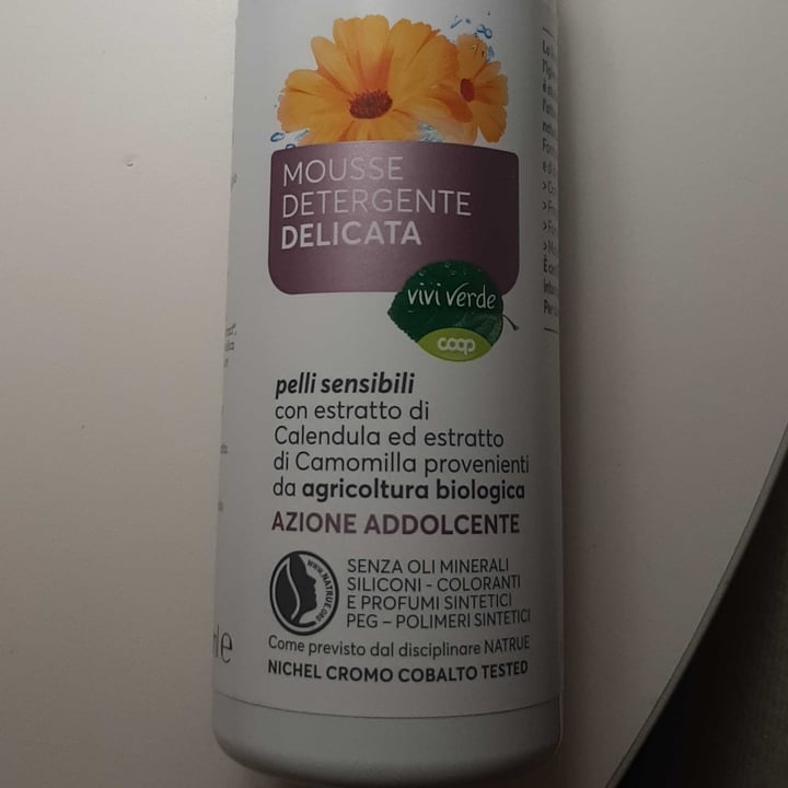 photo of Vivi verde Mousse detergente delicata shared by @sofia-db on  03 Jan 2022 - review