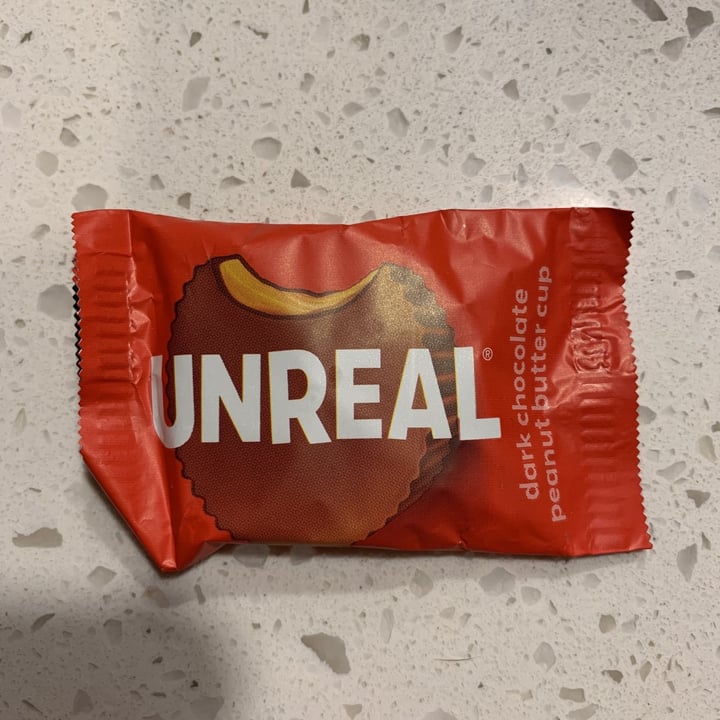 review photo of UNREAL Dark Chocolate Peanut Butter Cups shared by @aliciaveganrose on 11 Feb 2021 - review