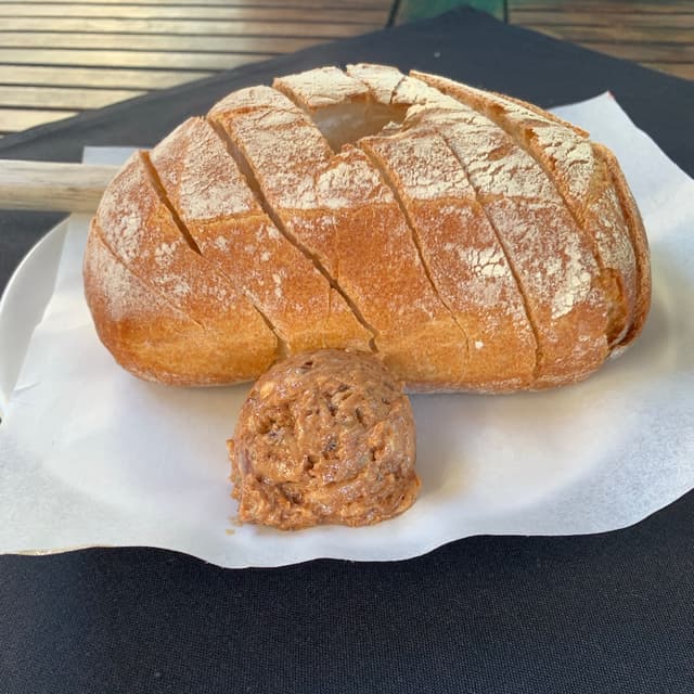 「Bread & Butter」の料理の写真