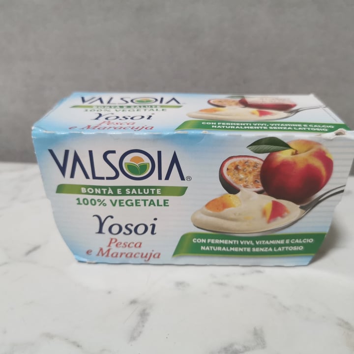 photo of Valsoia Yogurt Pesca e maracuja shared by @alessiacernigoj on  31 Mar 2022 - review