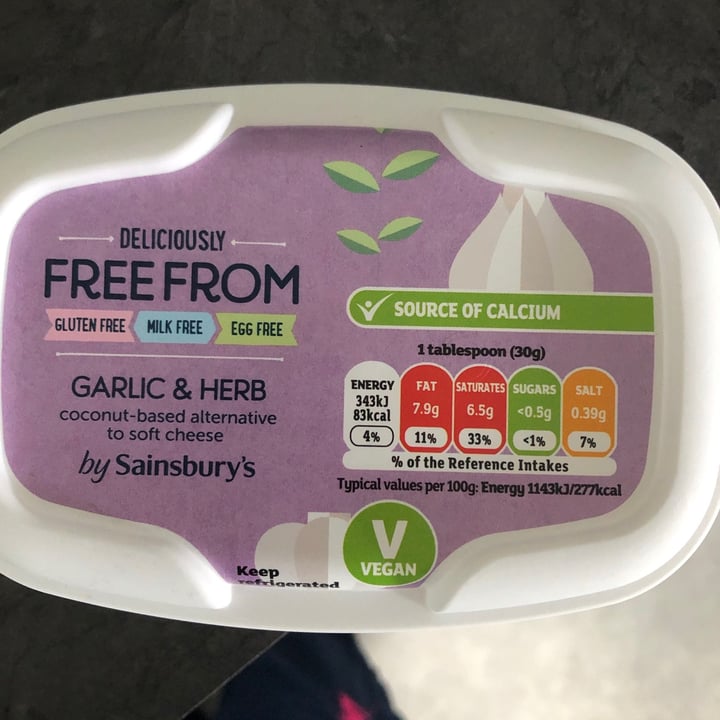 review photo of Sainsbury's Deliciously Free From Garlic & Herb shared by @catscanfly on 26 Apr 2020 - review