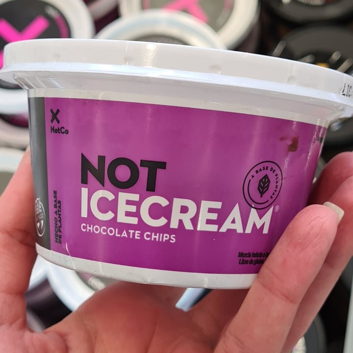 review photo of NotCo Not Ice Cream Banana Split Mini shared by @evemuntaner on 08 Oct 2021 - review