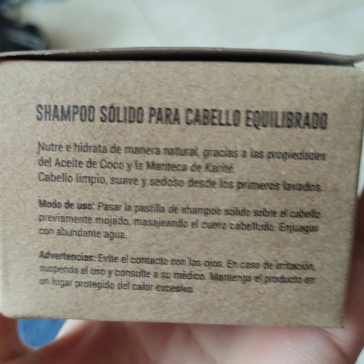 photo of Sentida Botánica Shampoo sólido cabello equilibrado shared by @meliicaffaro on  17 Jun 2021 - review