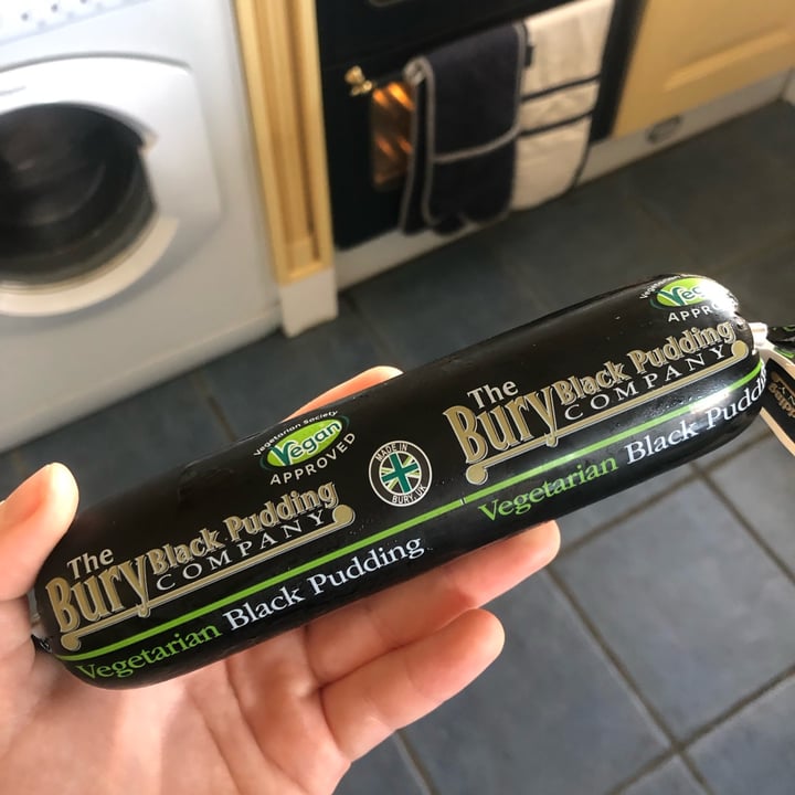 photo of The Bury Black Pudding Company Vegetarian Black Pudding shared by @rhiannondiamxnd on  12 Nov 2021 - review