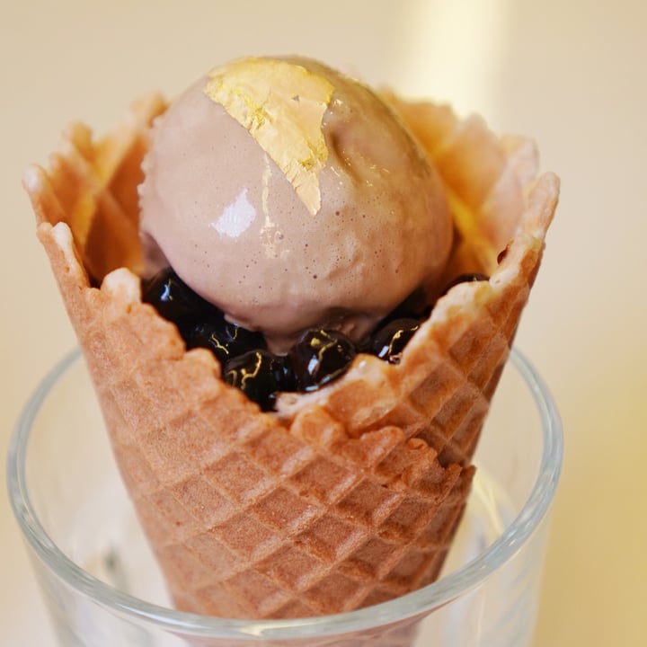 photo of Well Loft VIETNAMESE COFFEE BOBA CONE shared by @jxvegjournal on  09 Dec 2020 - review