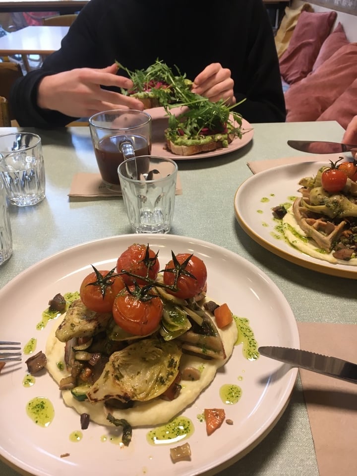 review photo of Sacred Grounds Savoury Waffles shared by @nanabanana on 25 Feb 2020 - review